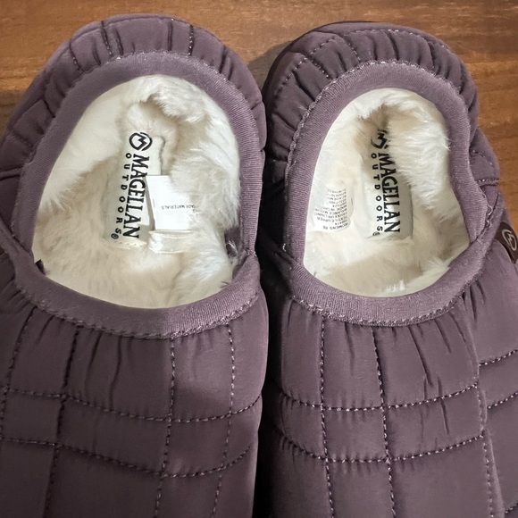 Magellan Outdoors Quilted Slippers - Purple- Size: 8 (NWOT) - Picture 6 of 8